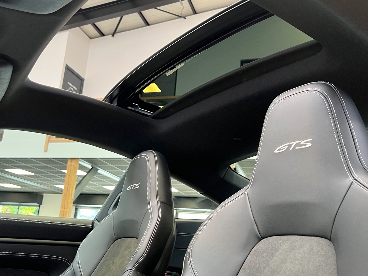 Porsche 911 TYPE 992 CARRERA 4 GTS 480CV KIT AERO FULL Q