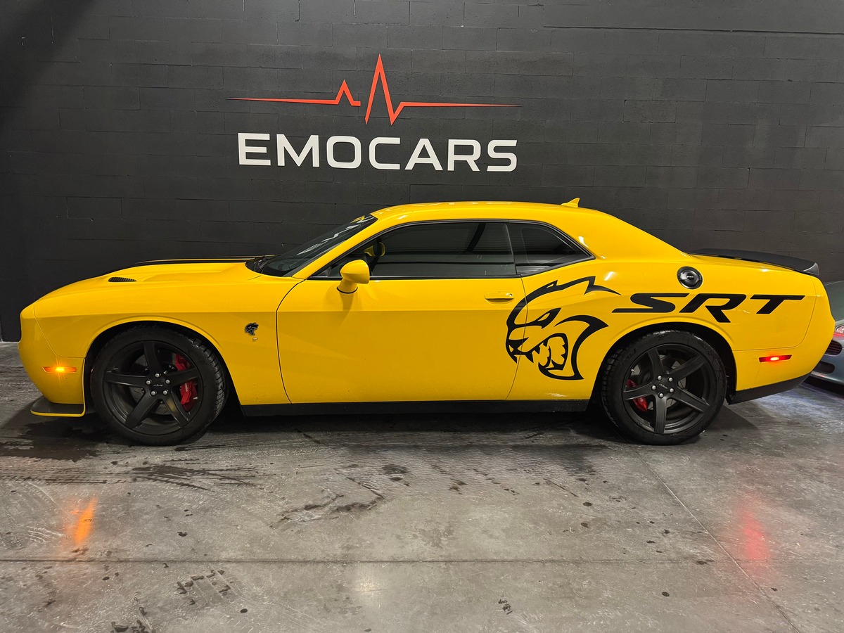 Dodge CHALLENGER SRT HELLCAT 6.2L 707 1ERE MAIN ORIGINE FRANCE