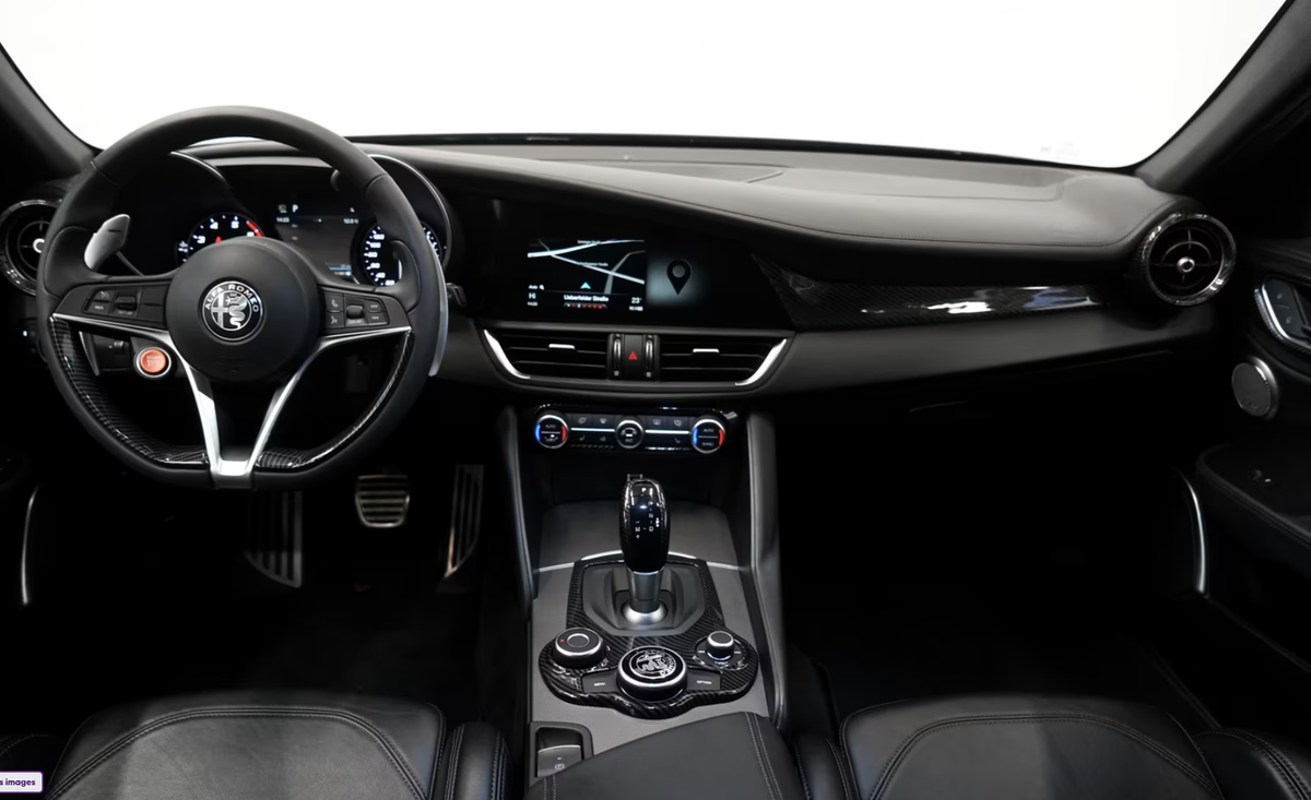 Alfa Romeo Giulia 2.0 TB 280ch Veloce Q4 AT8/Harman-Kardon