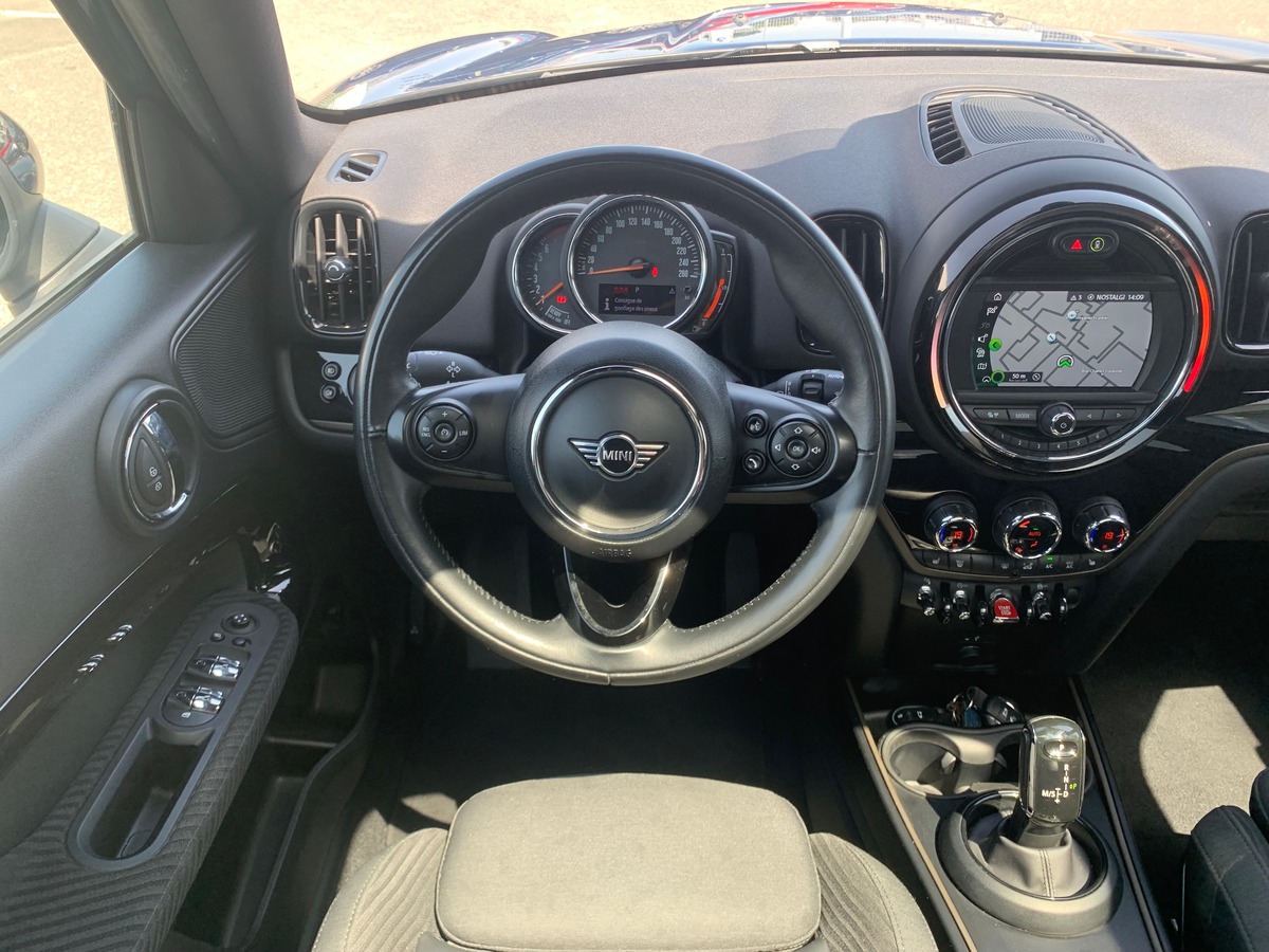 Mini Countryman 136 | Oakwood | Toit ouvrant panoramique | Caméra de recul | Siéges chauffants | GPS