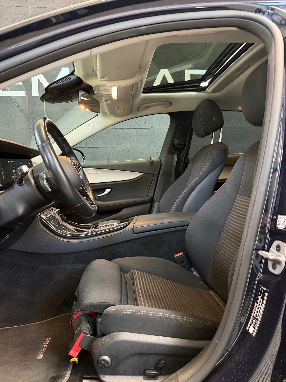 Mercedes Benz CLASSE E 300 e 2.0 i 16V 320 EQ Power 9G-TRONIC 211 cv Boîte auto