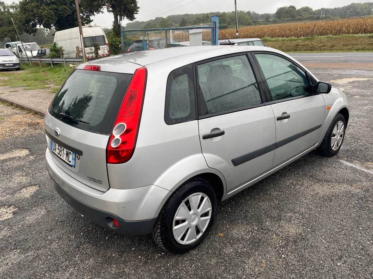 Ford Fiesta 1.3 70cv 126000km