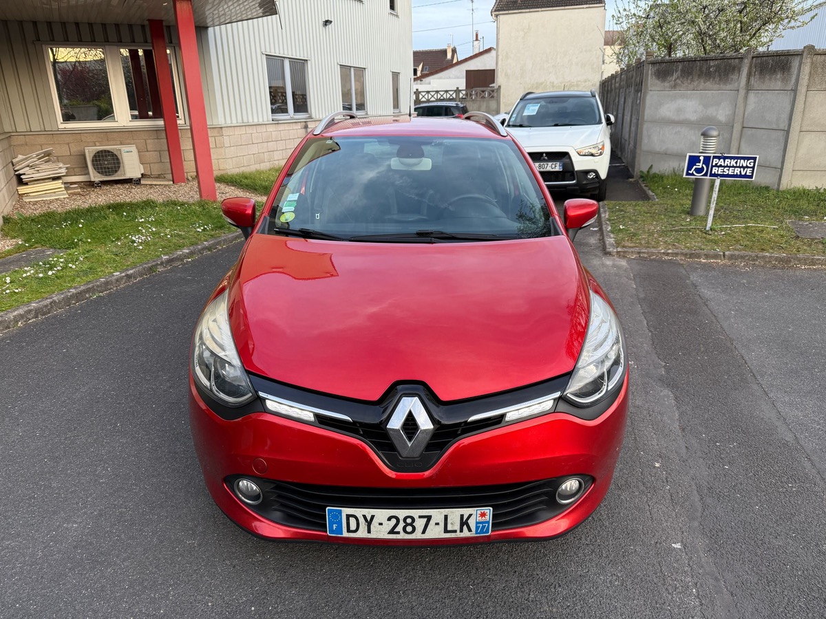 RENAULT Clio IV ESTATE 1.5 DCI 90 CV Intense 4XCBLeut