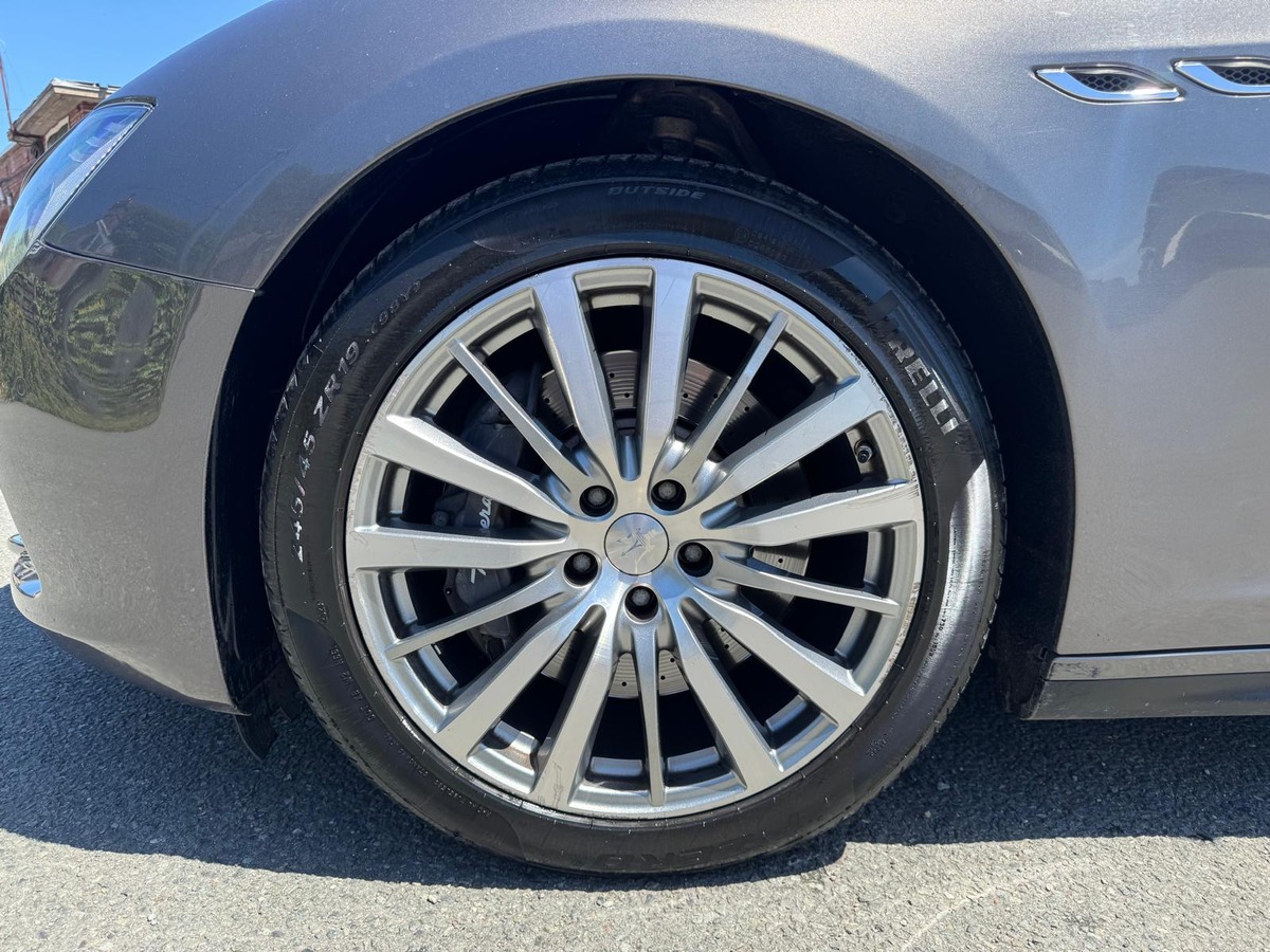 Maserati Ghibli 3.0 V6 Diesel 275 ZF8 - GARANTIE - Révisé