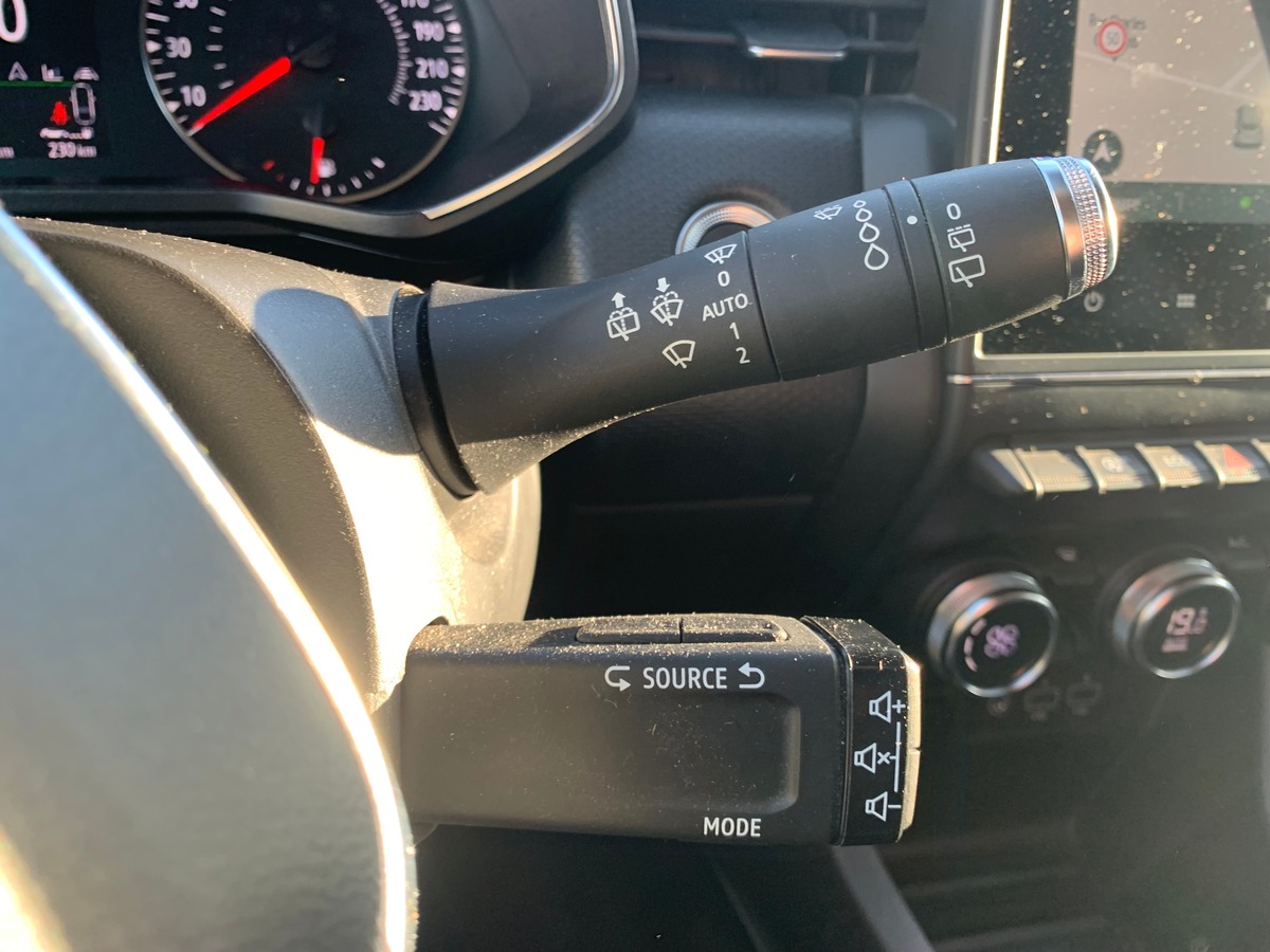 RENAULT Clio V 100 ch | Intens | GPS | Radars de stationnement | Roue de secours | Jantes Alu