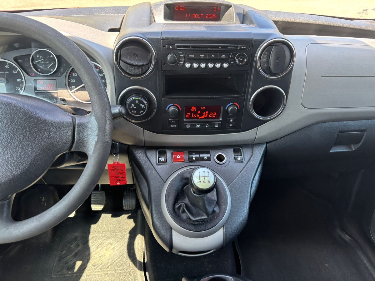 Peugeot Partner 1.6 HDi Outdoor Pack - ATTELAGE -  Révisé - Garantie