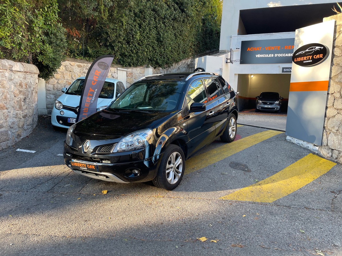 RENAULT Koleos 2.0 DCI 150 CV 4X4 / Toit Ouvrant / Finition Bose /1er Main / Km réel