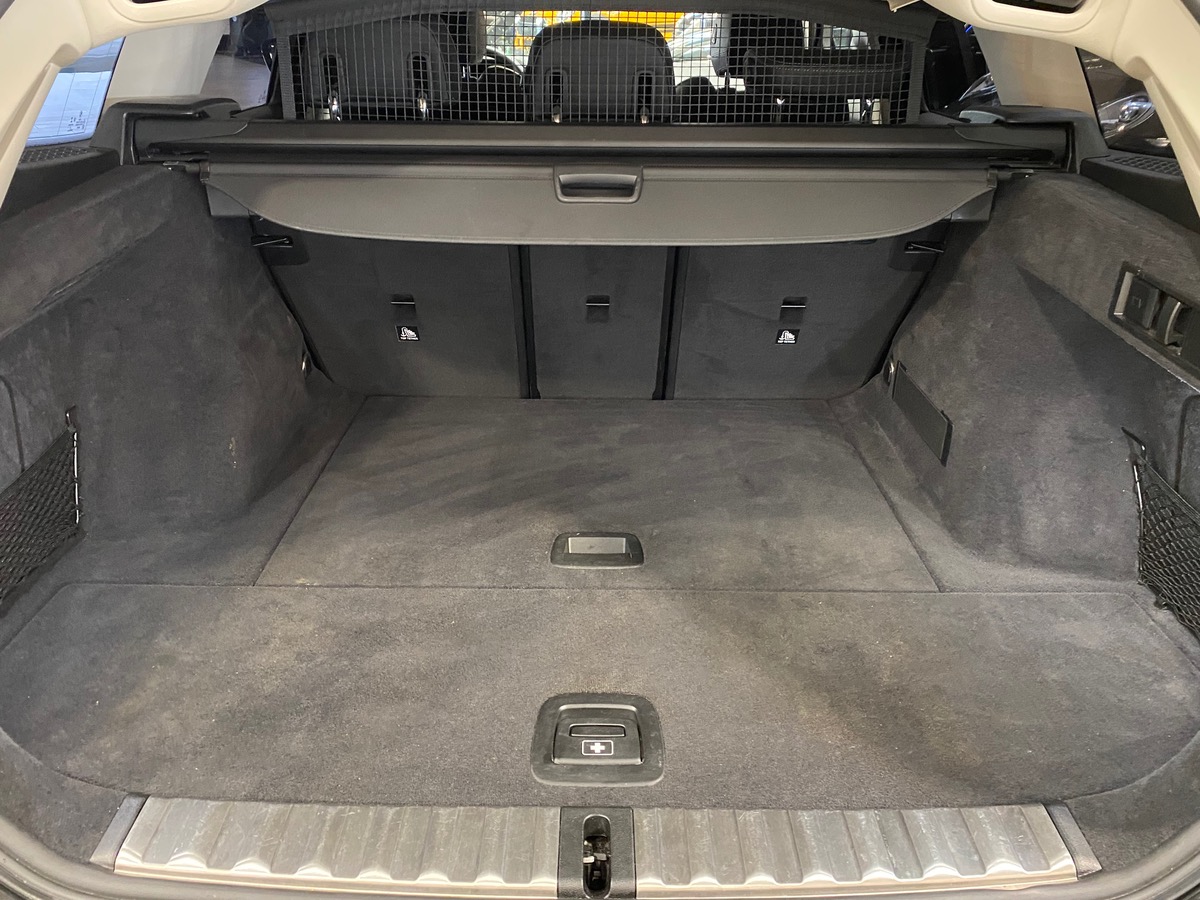 Bmw Série 3 TOURING 330 i 258 CH SPORT EDITION i