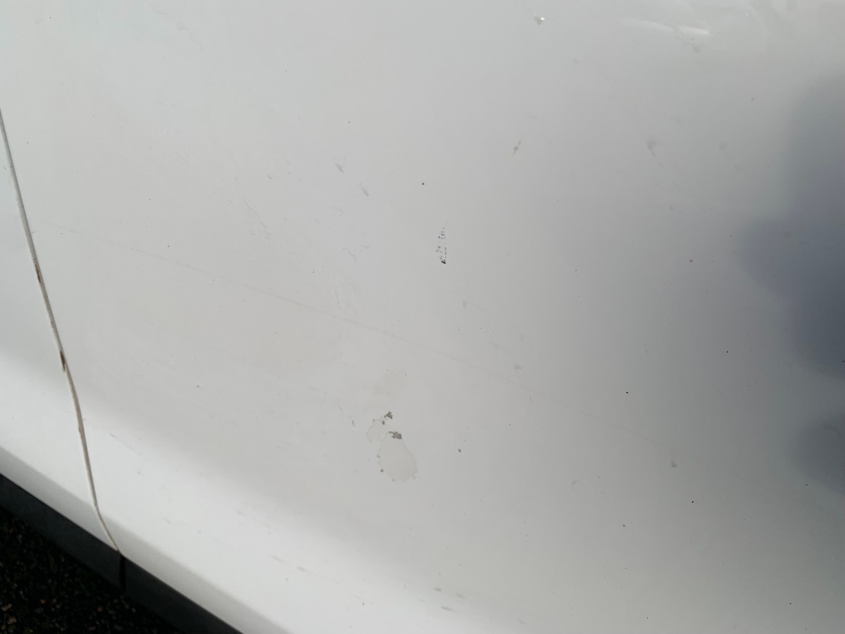 Ford Kuga 140 | TREND | Radar de stationnement avant arriére | Attelage | Climaisation | Jantes 17''