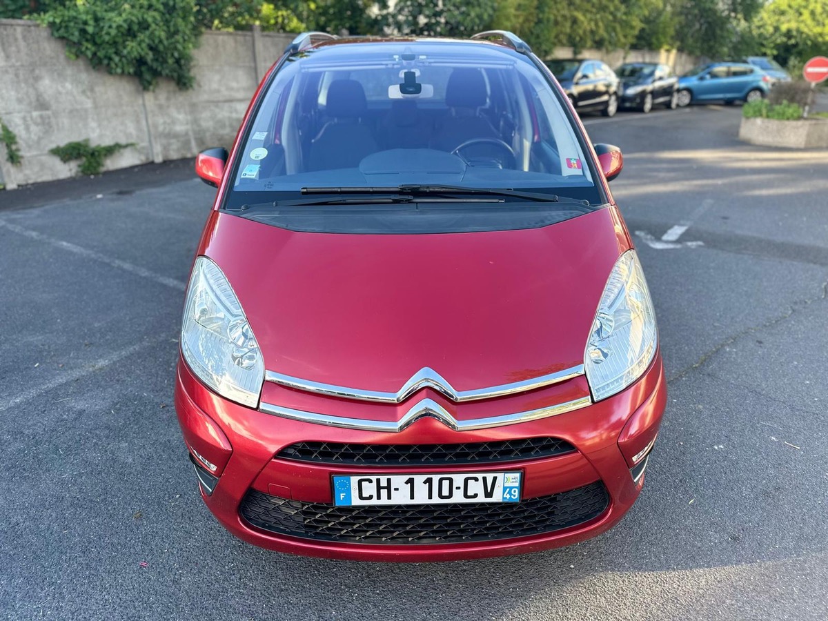 Citroën Grand C4 Picasso 1.6 e-HDI 112 CV 7 places 1r mains en 4X CBL