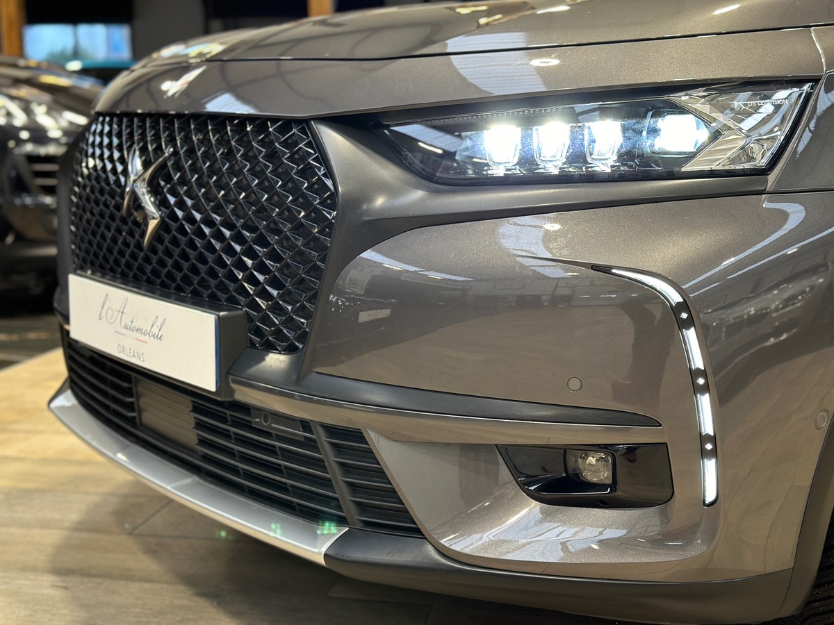 DS Ds7 Crossback 225 ch e-Tense Performance Line Plus / ATTELAGE / HI-FI FOCAL / TOIT PANO /CARPLAY