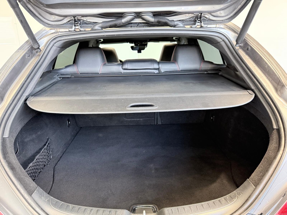 Mercedes-Benz CLA shooting brake 220d 177 G-DCT Fascination AMG