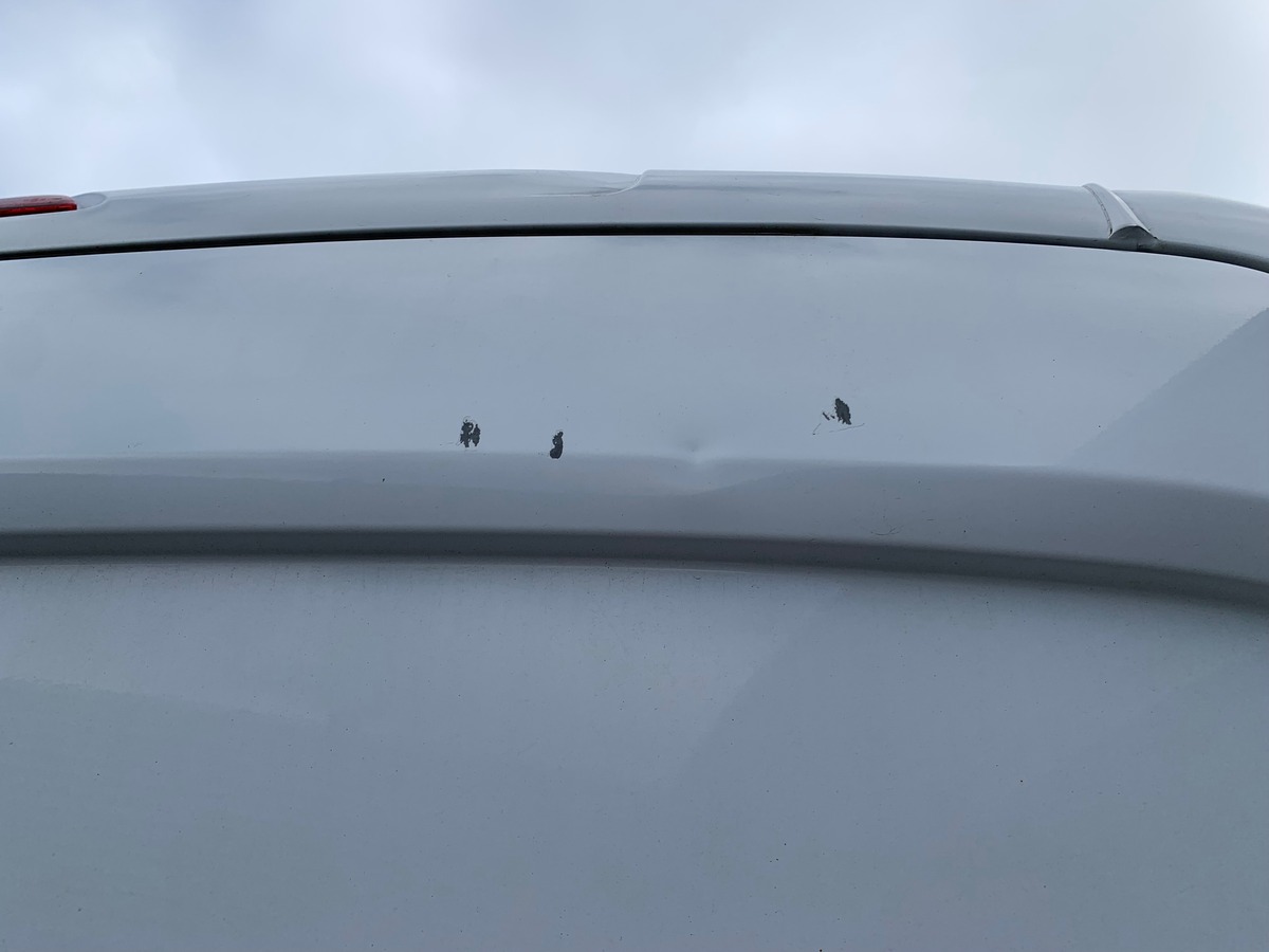 Ford TRANSIT 130 ch | Attelage | Régulateur de vitesse | Bluetooth | Plancher bois et latérale