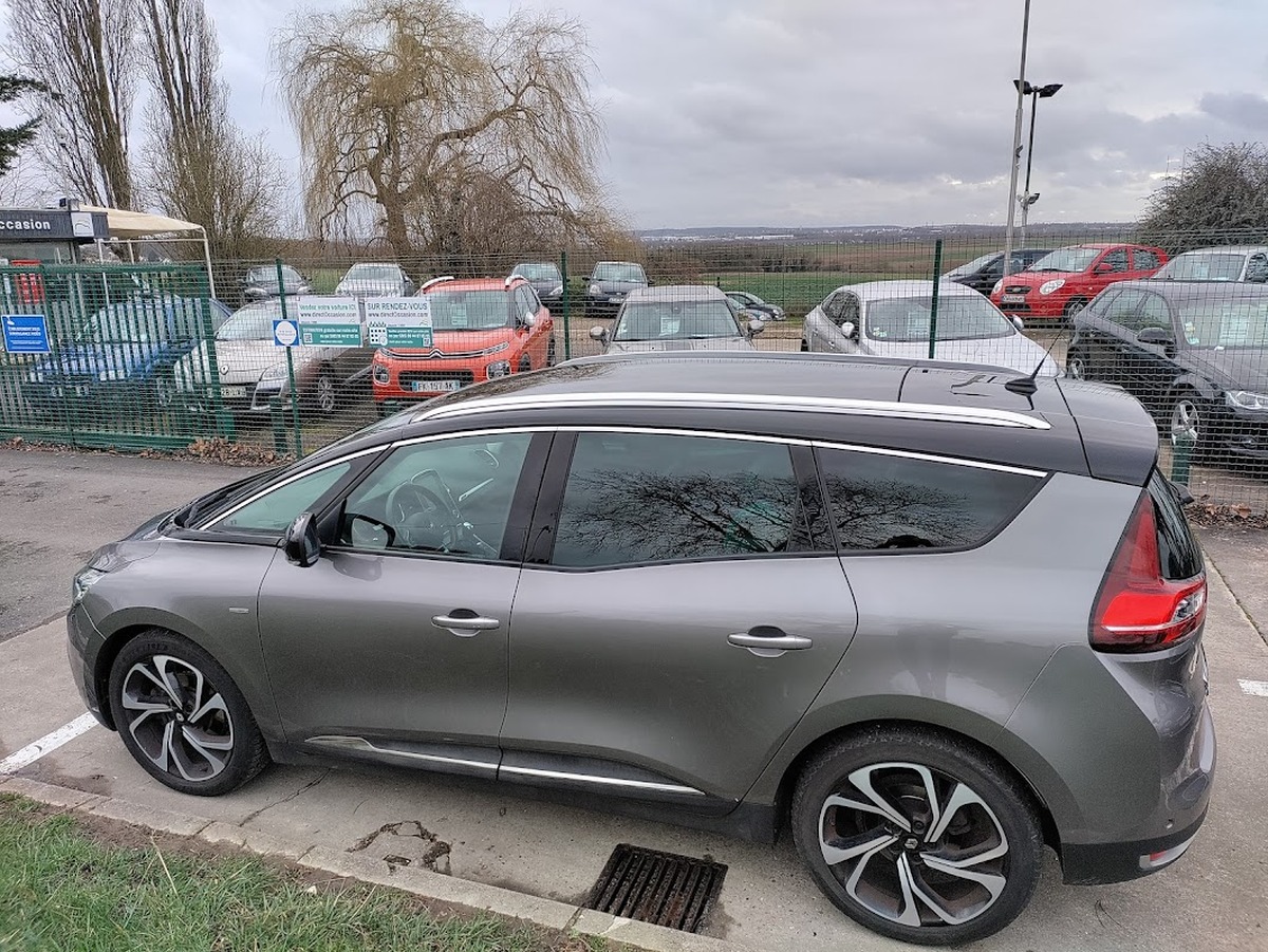 RENAULT Grand Scenic IV 1.7 Blue dCi 150 Business Intens 7 PLACES