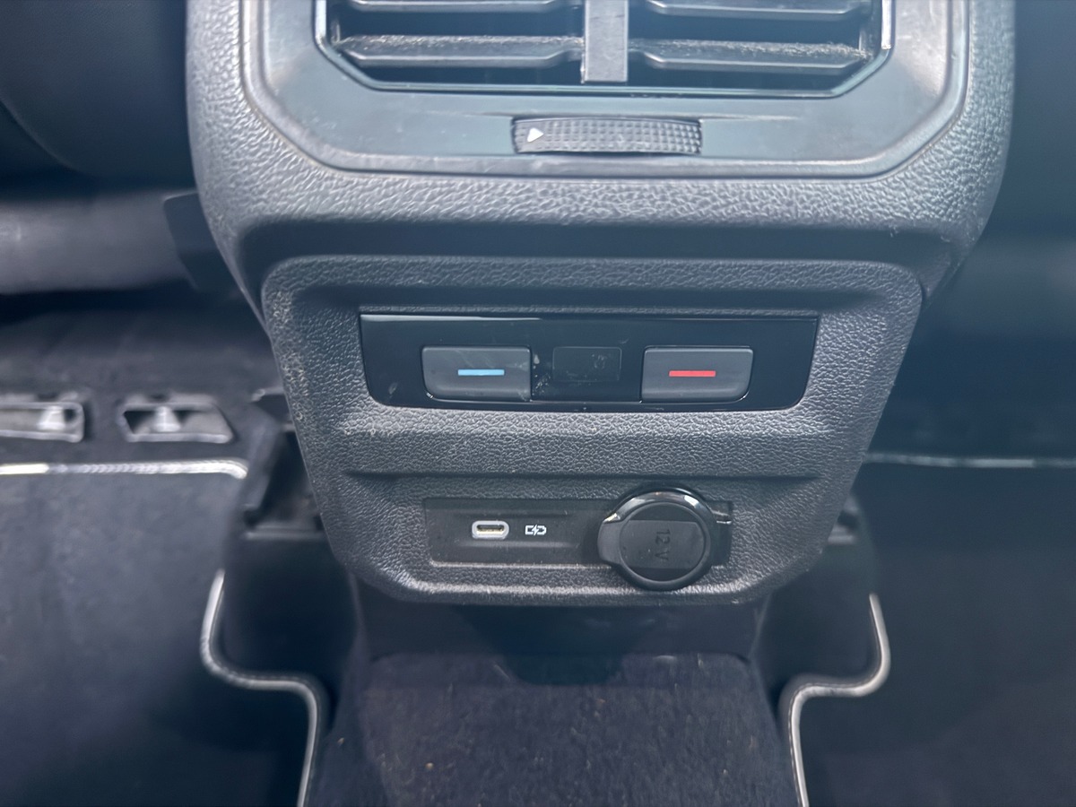 Volkswagen Tiguan 2.0 tdi 150 cv Édition Carat 7 places