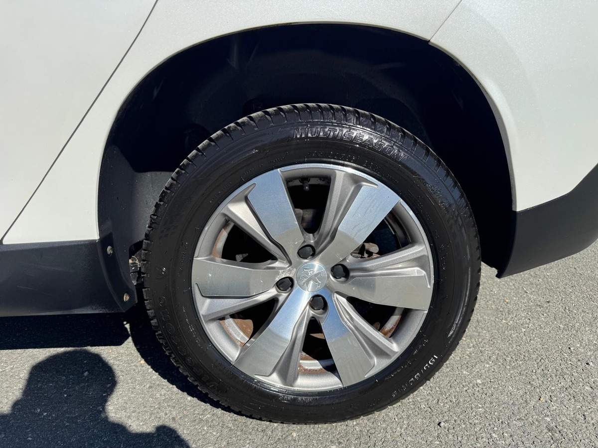 Peugeot 2008 STYLE 1.6 BlueHDi S&S 100cv - Garantie