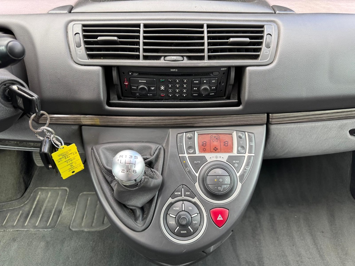 Citroën C8 2.0 HDI 120- 7 Places- Distribution neuve