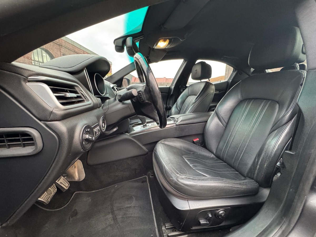 Maserati Ghibli 3.0 V6 Diesel 275 ZF8  - GARANTIE - Révisé
