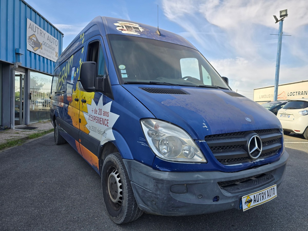 Mercedes Benz SPRINTER