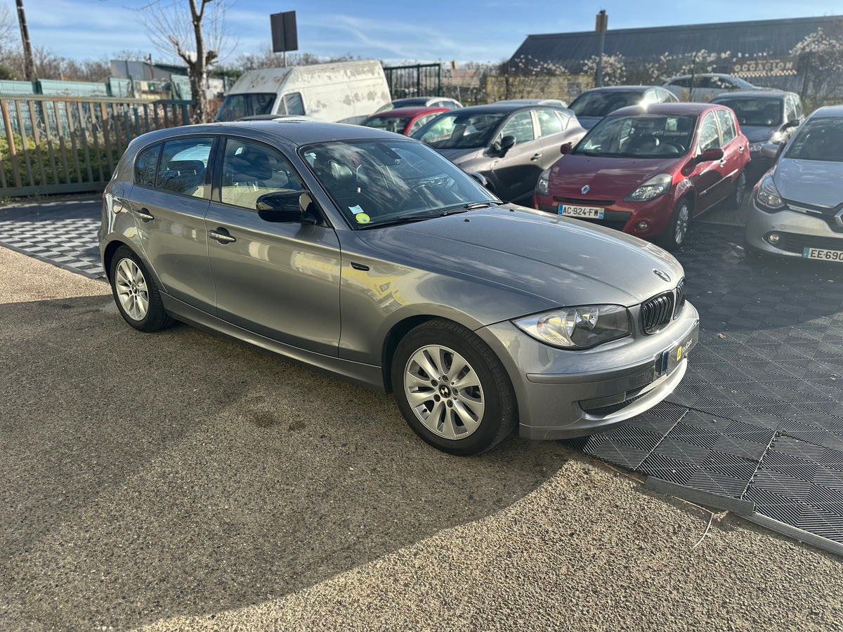 Bmw Série 1 LCI 118d 2.0 d 143 cv CLIMATISATION AUTO - CAMERA DE RECUL - CARPLAY