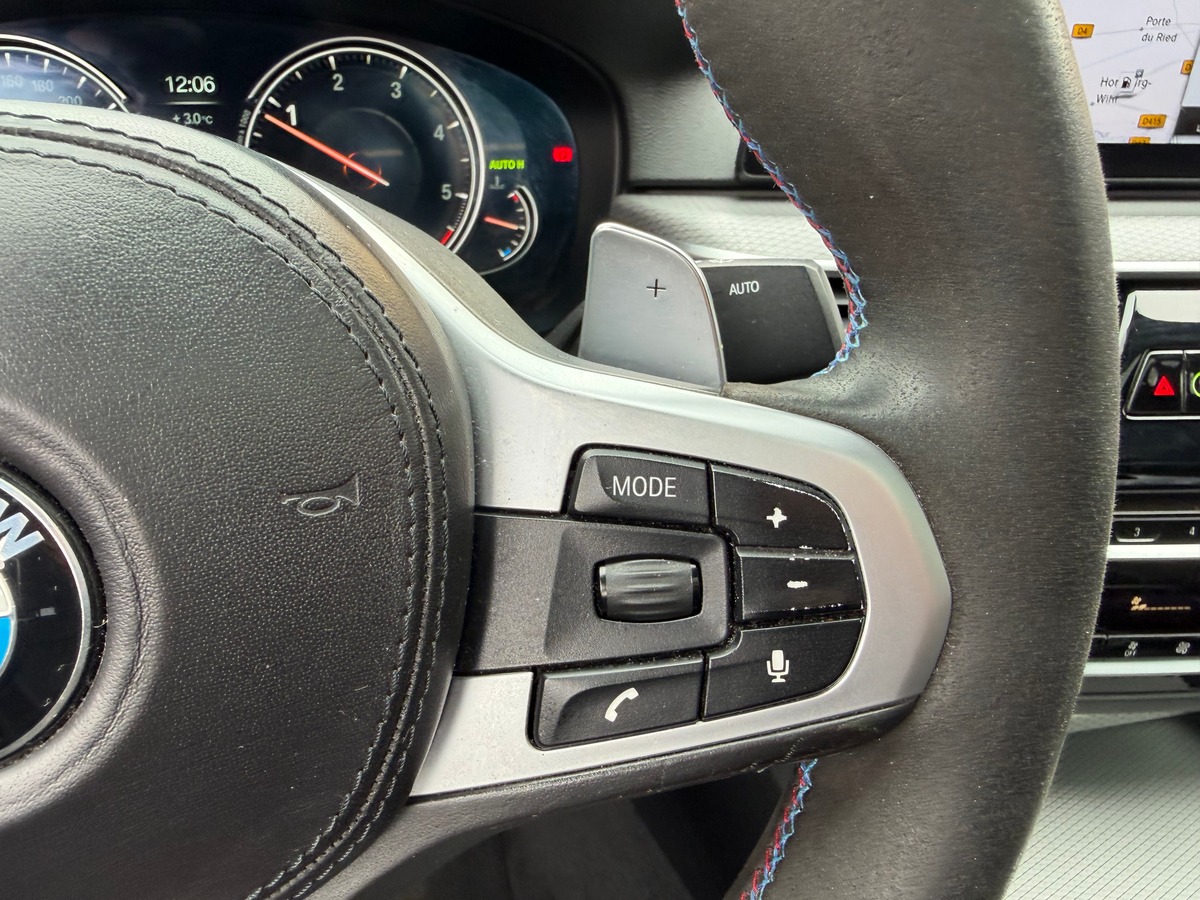 Bmw Série 5 G30 520D xDrive 190 ch BVA 8 M Sport Harman Kardon / Toit ouvrant / Caméra 360°