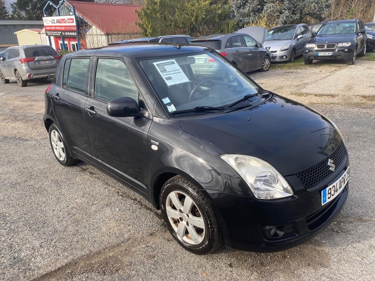 Suzuki Swift 1.3D 75cv 1ere main 107100km
