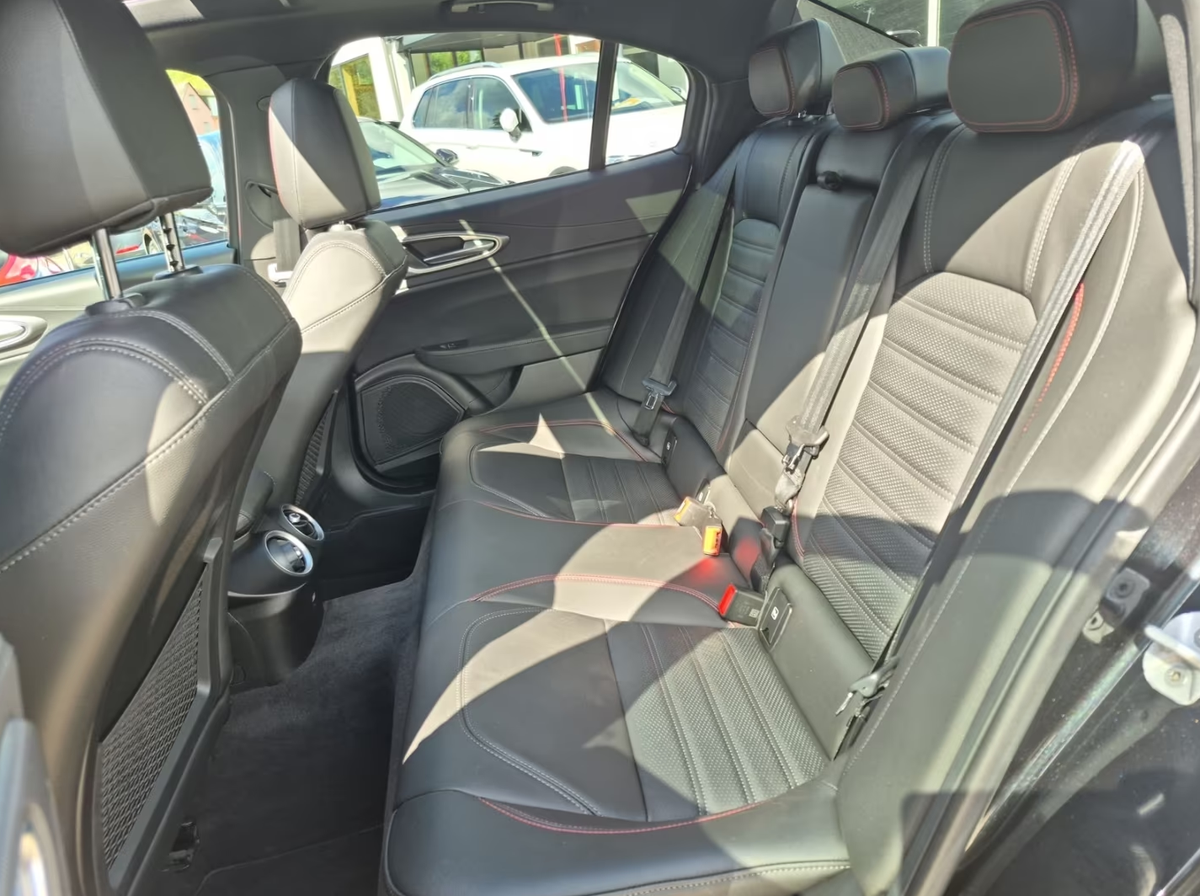 Alfa Romeo Giulia 2.0T 280ch Competizione Q4 AT8/Toit ouvrant/Harman-Kardon/Garantie 06/2028