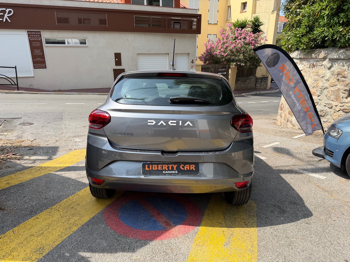 Dacia Sandero TCE 90 CV / CarPlay / Caméra de recul /Radar Avant et Arrière/ Clim