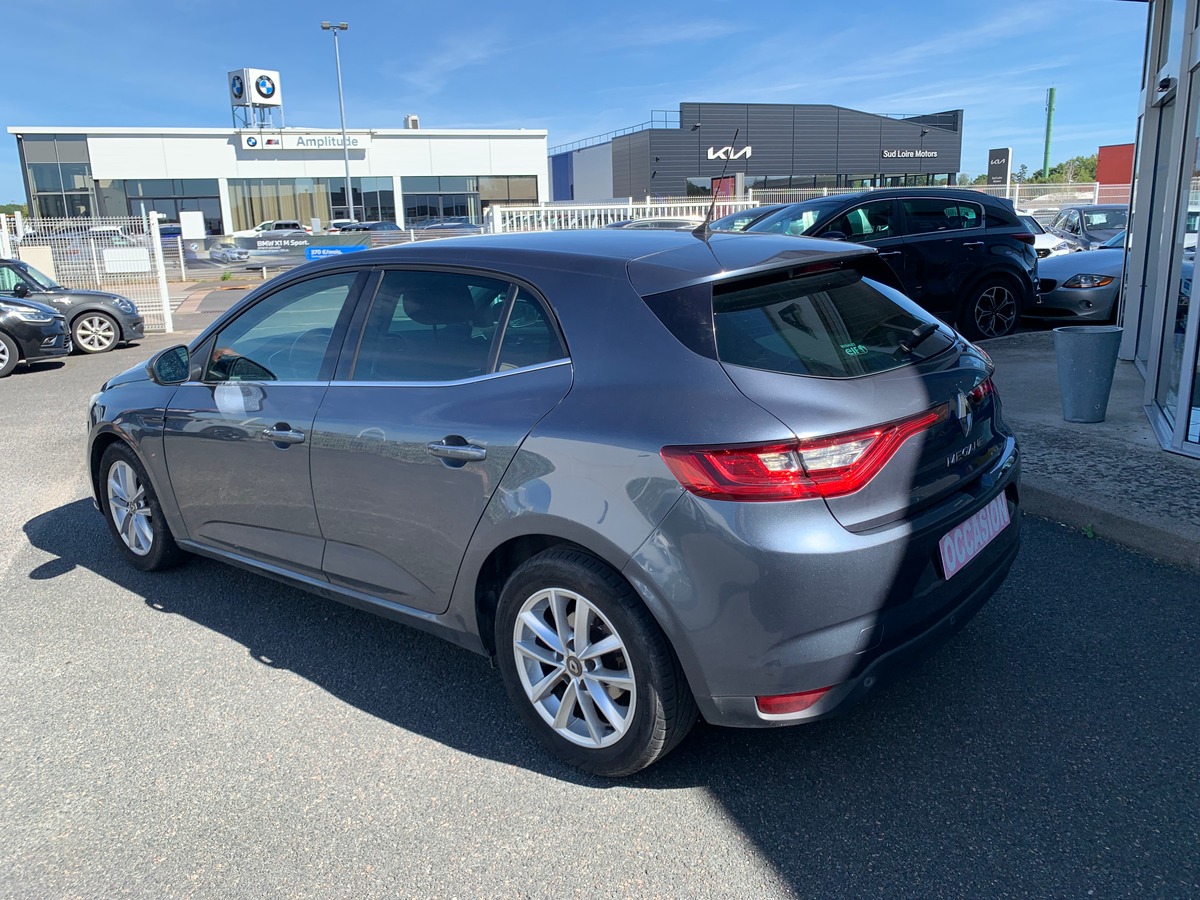 RENAULT Megane IV 110 ch | Business | Régulateur de vitesse | GPS | Boite automatique | Roue secours