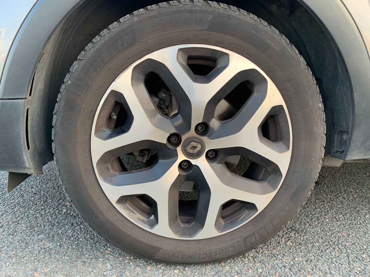 RENAULT Captur 90 ch | Intens | Régulateur vitesse | GPS |  Radars avant arriére | Distribution OK