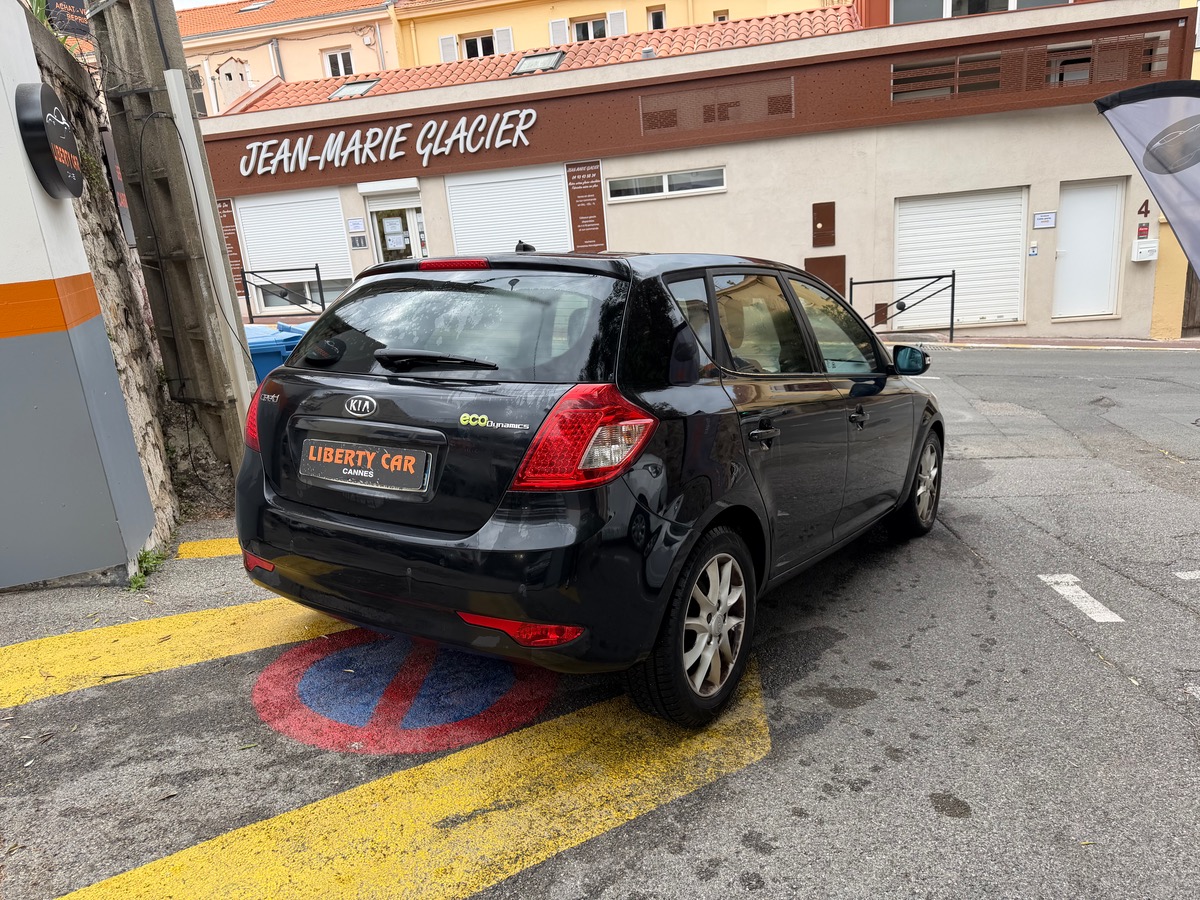 Kia Ceed 1.6 CRDI 115 CV / Clim / Jantes / Phase 2