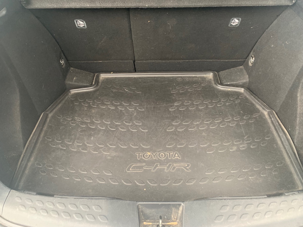 Toyota C-HR 122 | Distinctive | GPS  | Sellerie Cuir | Caméra recul| Régulateur vitesse adapatatif