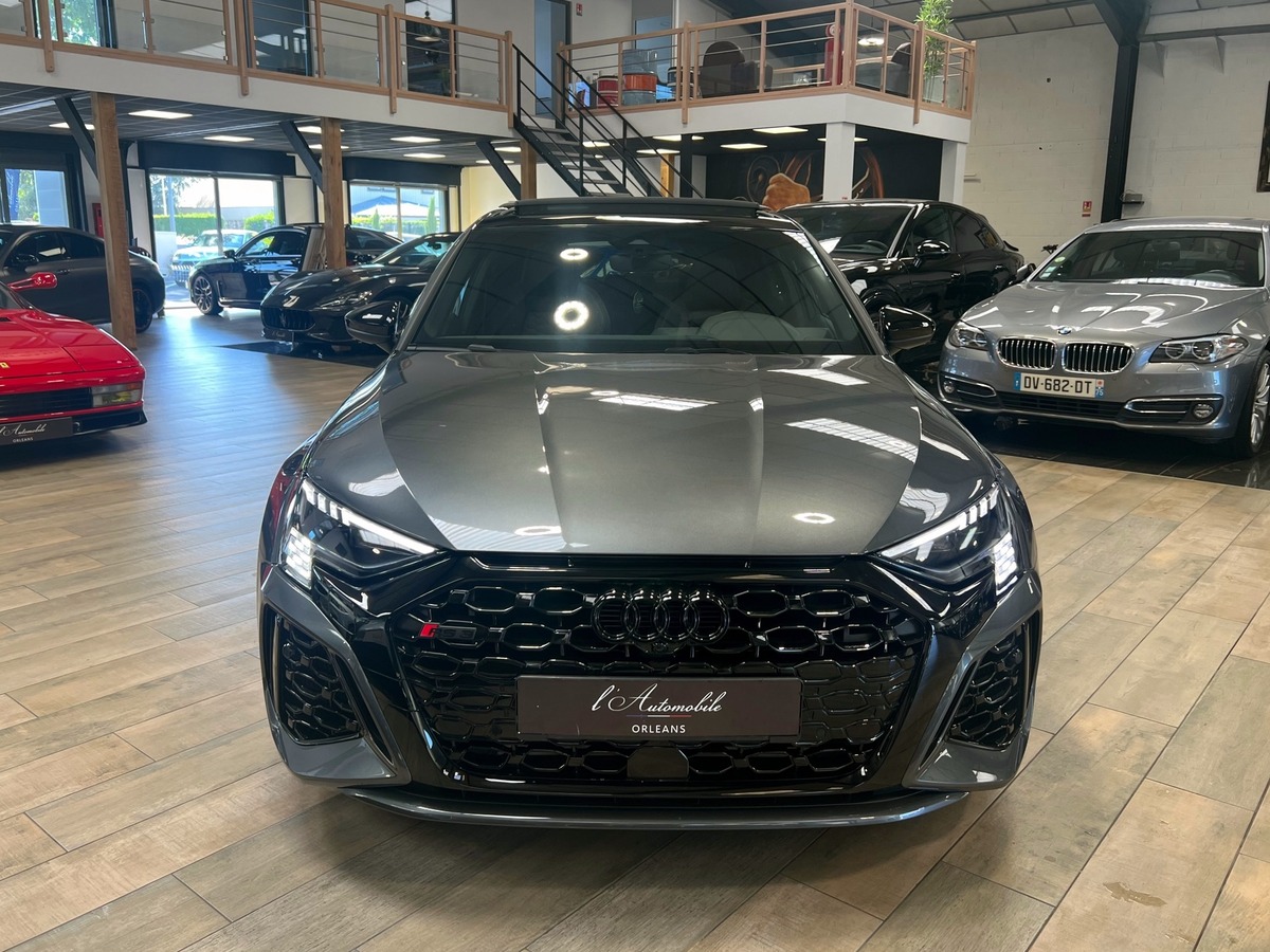 Audi RS3 Sportback QUATTRO 2.5L TFSi 400  S-TRONIC DAYTONA GREY 