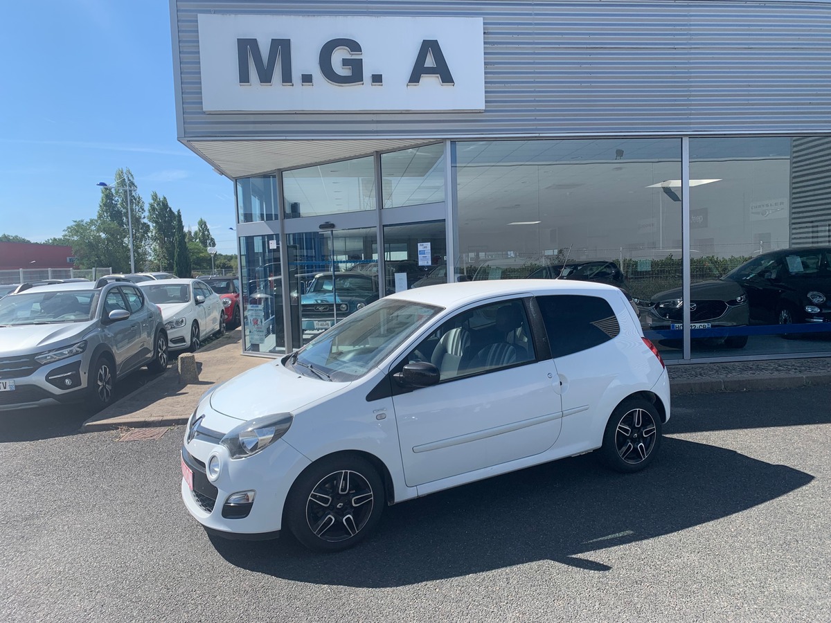 RENAULT Twingo 75 chevaux | Life | Premiére MAIN | Climatisation | Roue secours | Ordinateur de bord