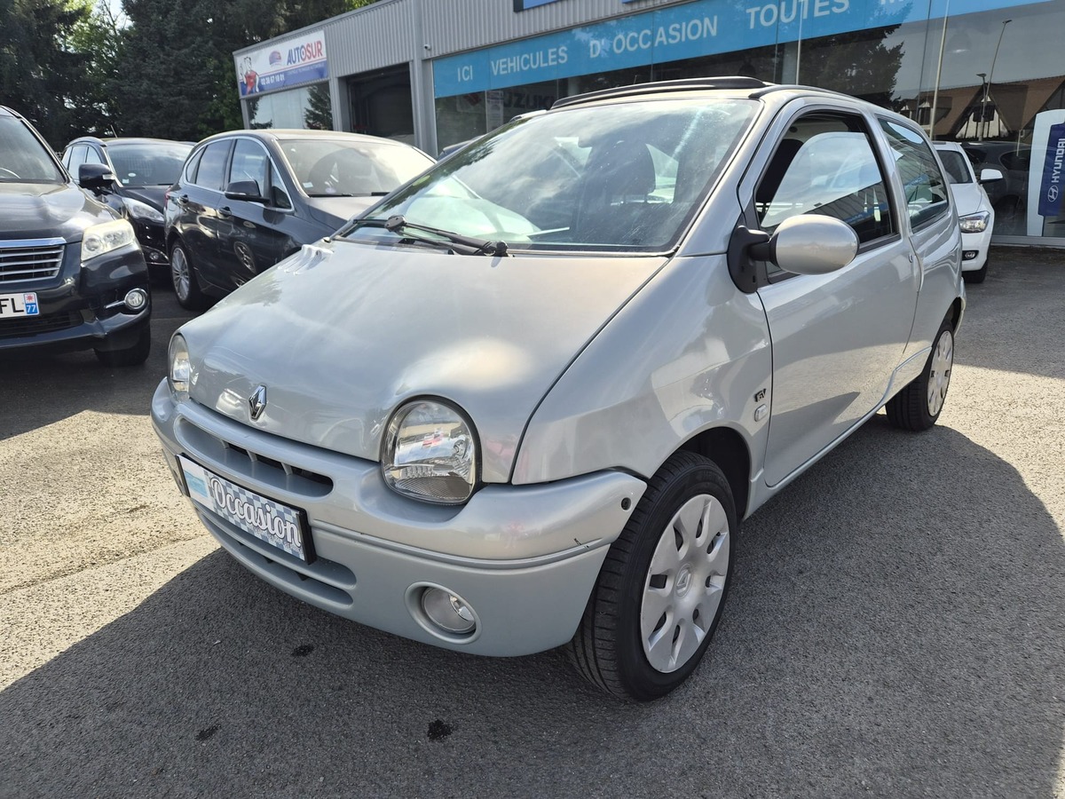 RENAULT Twingo