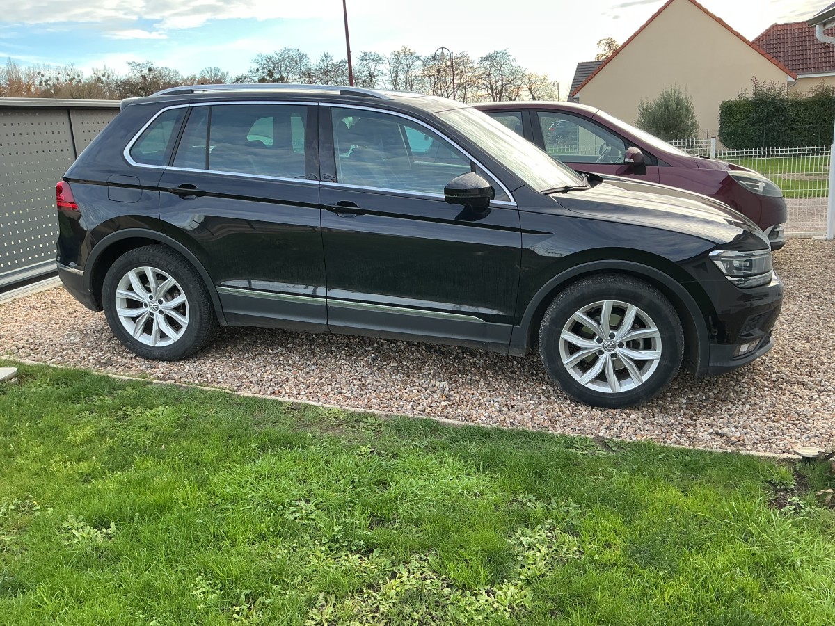 Volkswagen Tiguan 150 ch | Carat | GPS Cartographique | Palettes changement vitesses au volant