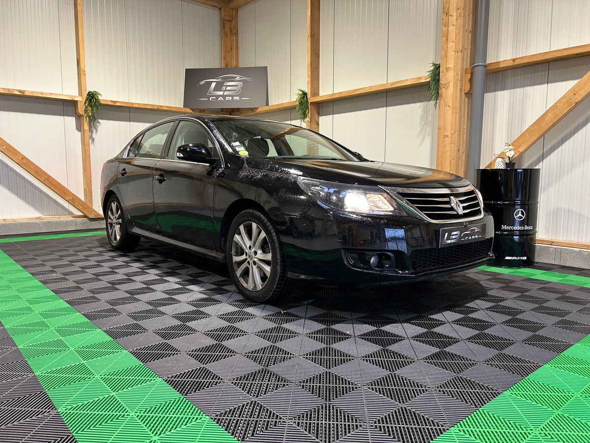 RENAULT Latitude 2.0 dCi 16V 150 cv - MOTEUR A CHAINE - GARANTIE