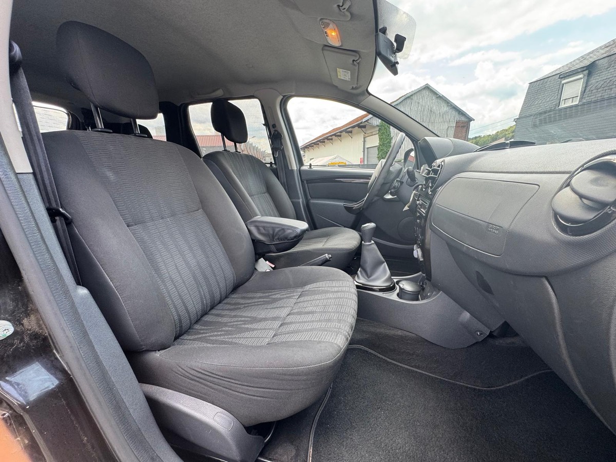 Dacia Duster 1.6 16V Bioéthanol 105cv 4X2 Lauréate - moteur à chaine - Garantie