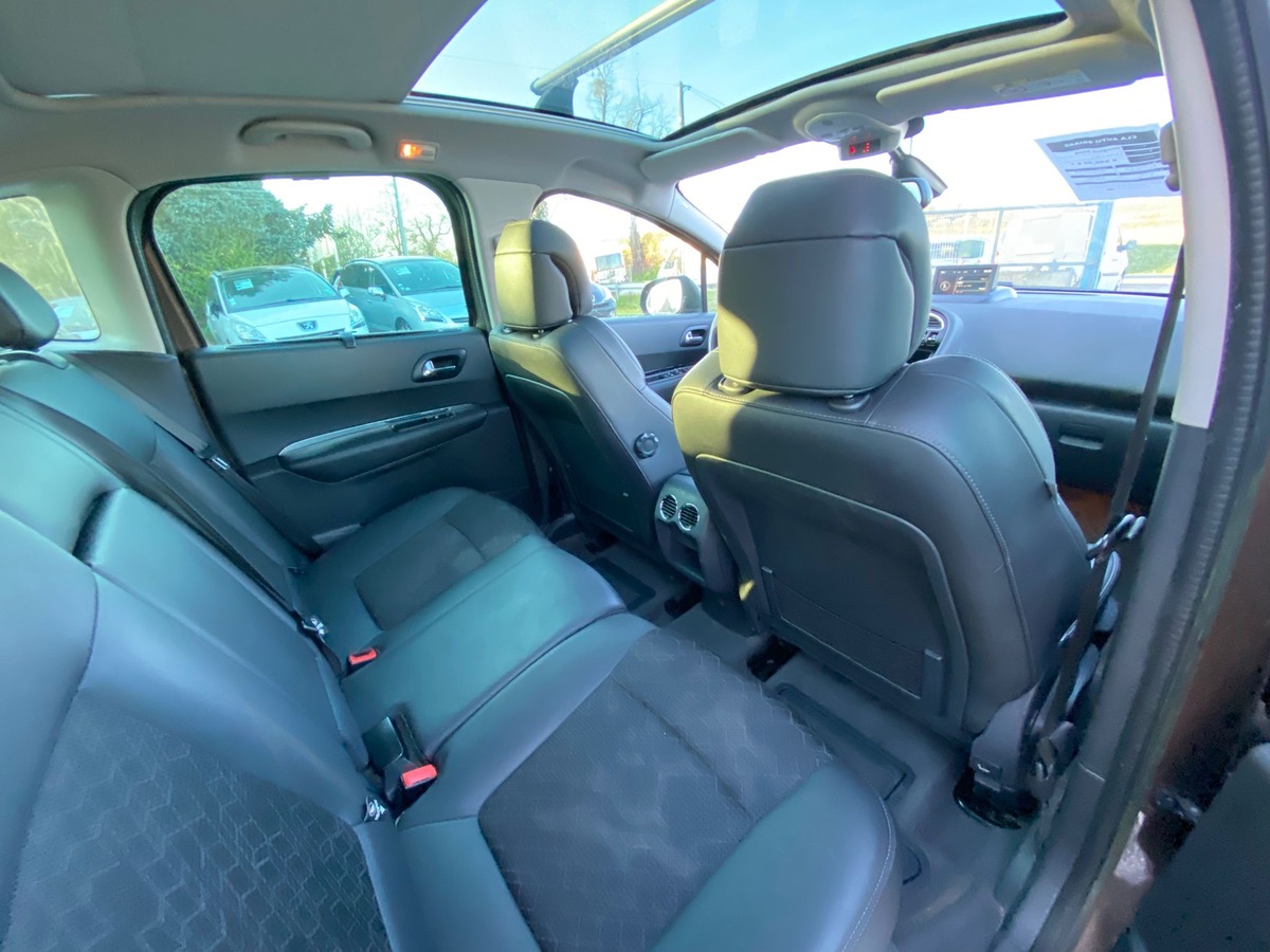 Peugeot 3008 1.6 hdi 115cv