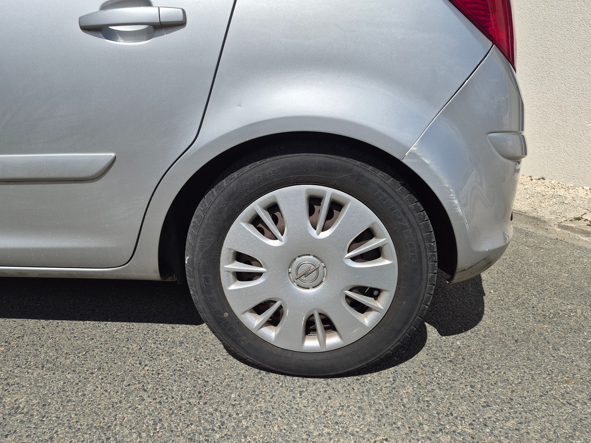 Opel Corsa 1.3 cdti 75 ch Enjoy