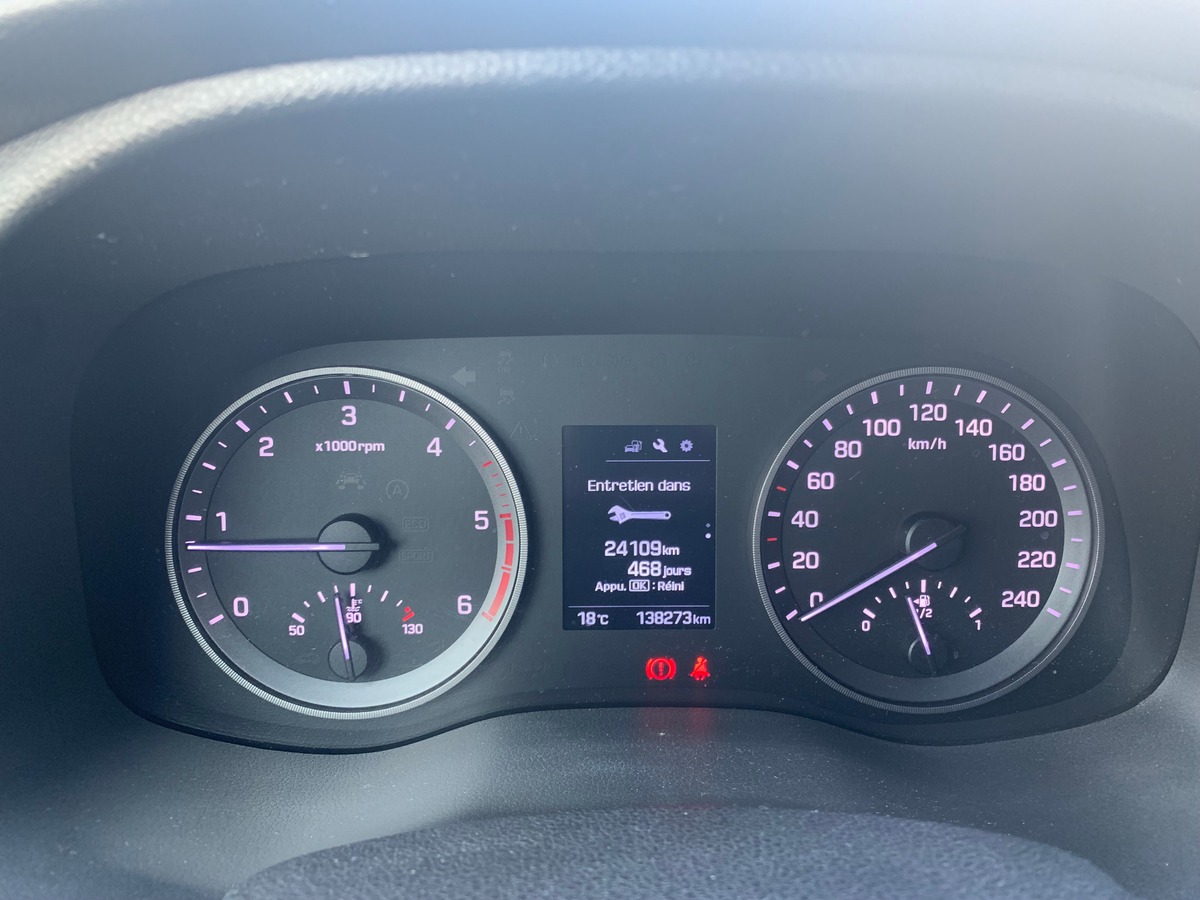 Hyundai Tucson 115 | Intuitive | 1.7 CRDI | 2WD | Régulateur vitesse | GPS | Attelage | Caméra recul