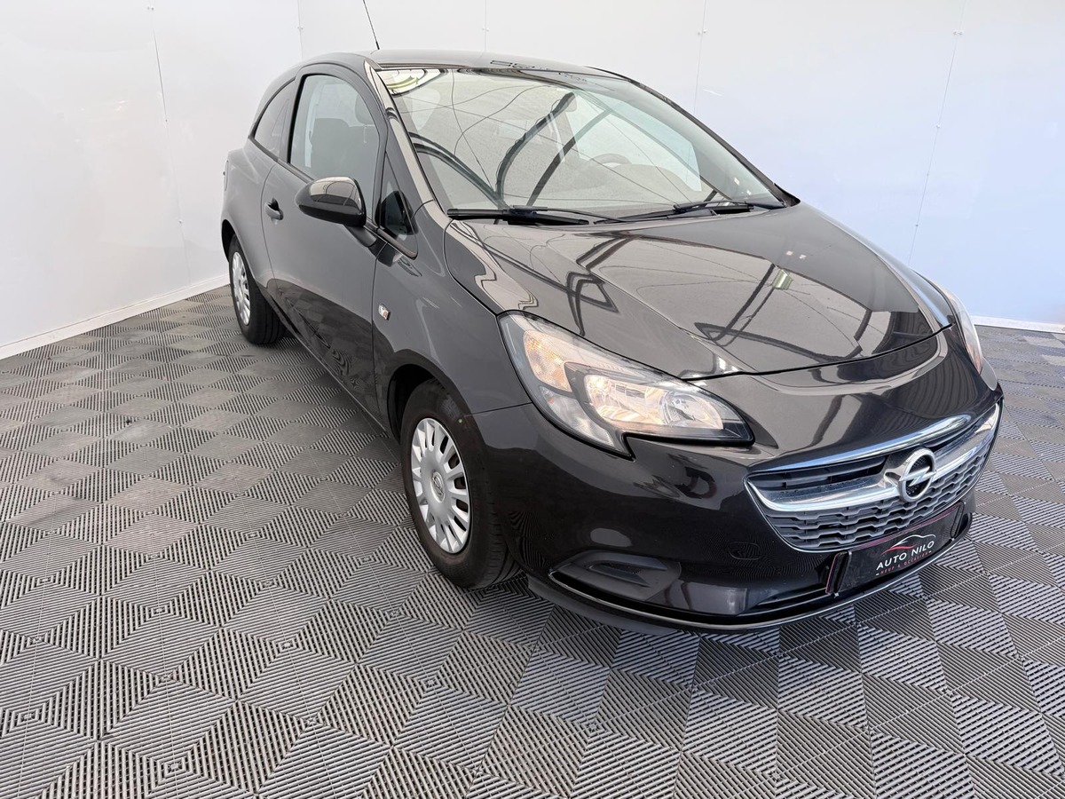 Opel Corsa 12  70 Essentia  Première main