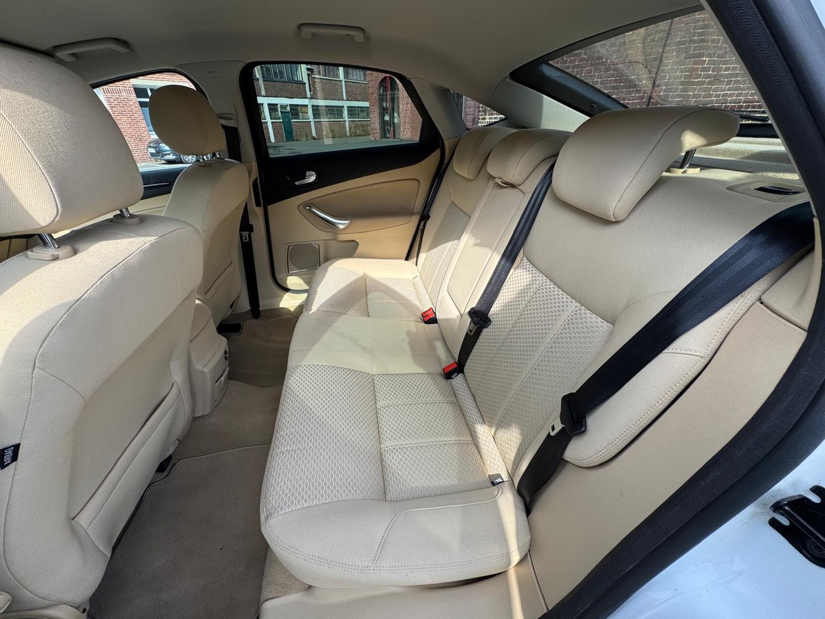 Ford Mondeo 2.0 TDCI 140cv Finition Ghia - Garantie