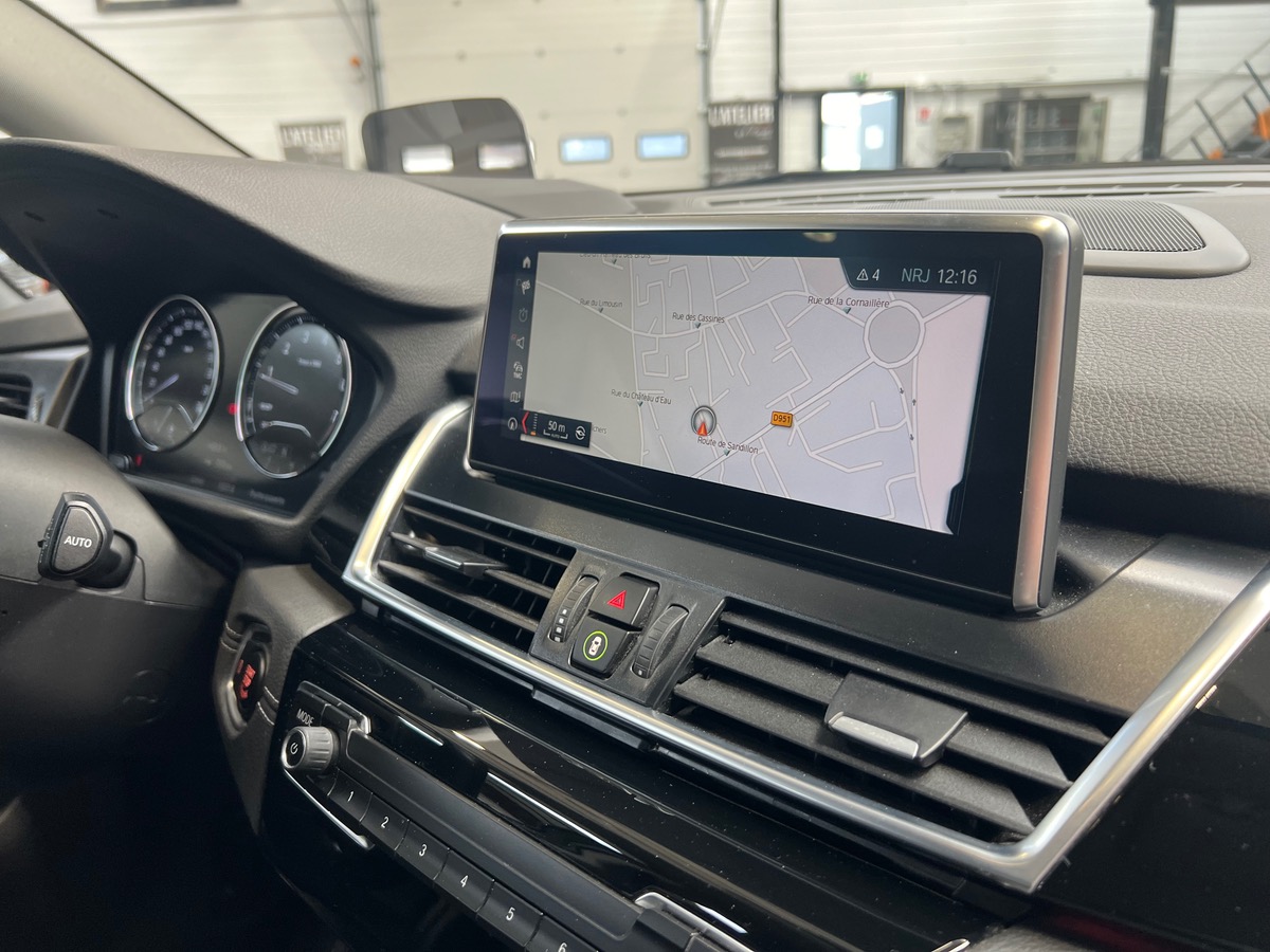 Bmw Série 2 ActiveTourer (F45) 216i 109 ch Finition SPORT