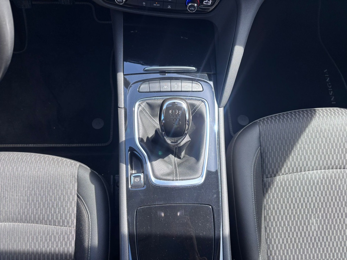 Opel Insigna Grand Sport 1.5 TURBO 165 INNOVATION - APPLE CARPLAY