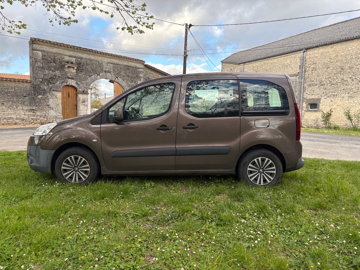 Peugeot Partner TEEPEE 1.6 HDI 92CV - DISTRIBUTION FAIT