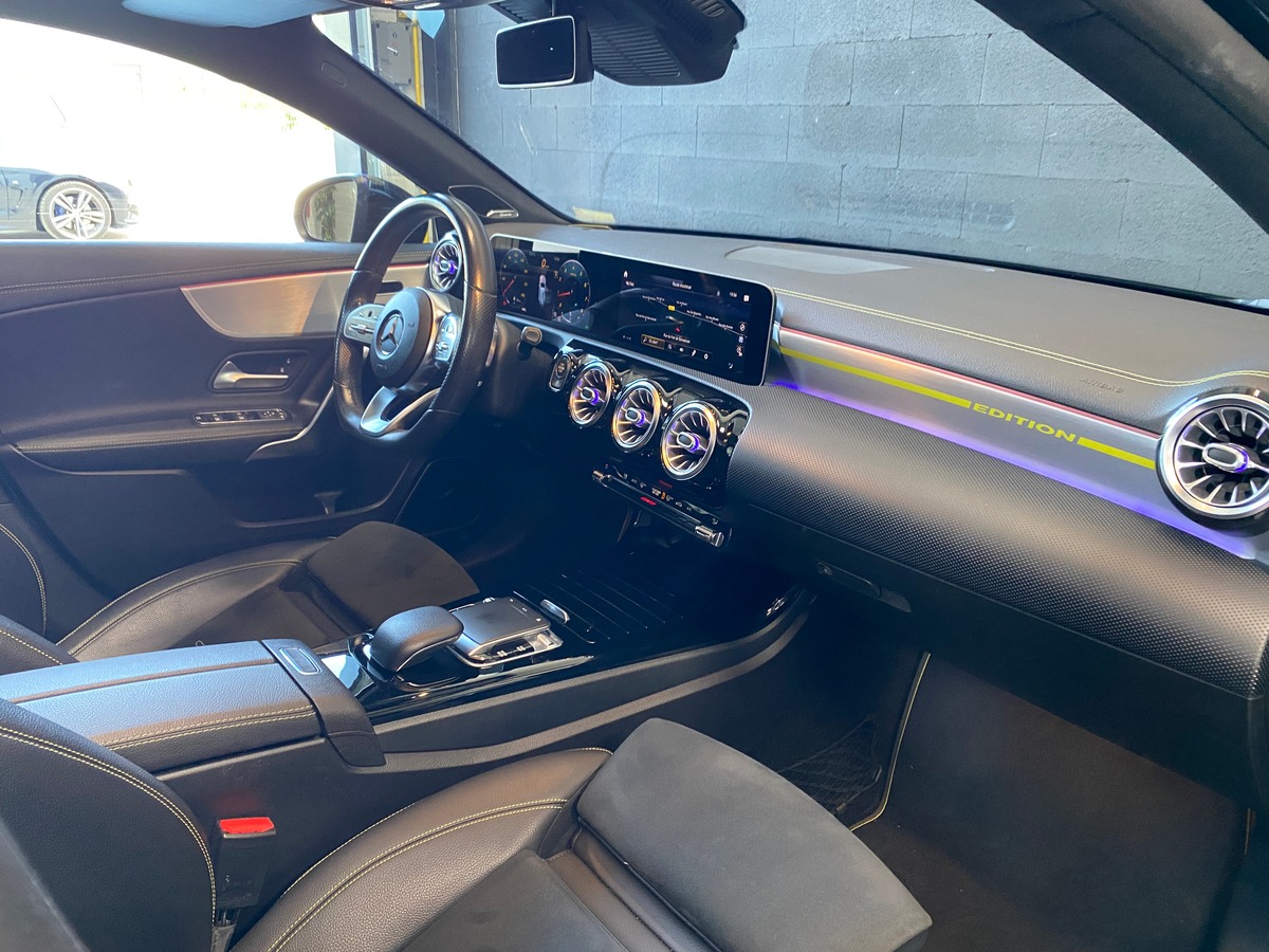 Mercedes-Benz Classe A IV 200 AMG LINE EDITION 1