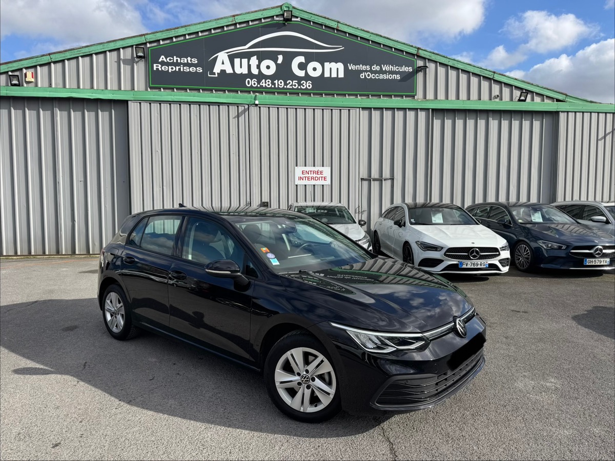 Volkswagen Golf 1.0 eTSI 110 DSG7 Life Business