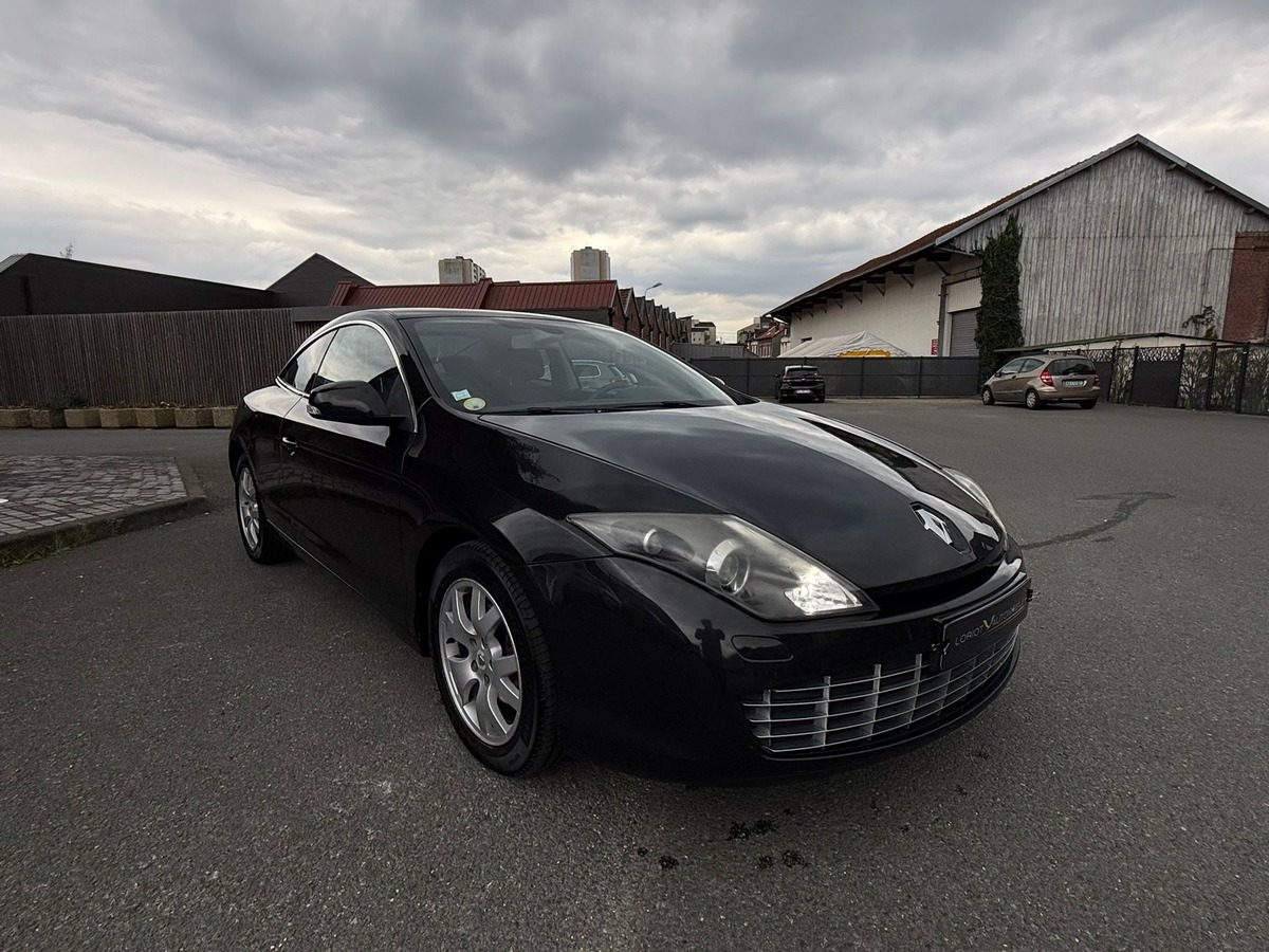 RENAULT Laguna Coupé 2.0 DCI BLACK EDITION / REVISEE / GARANTIE