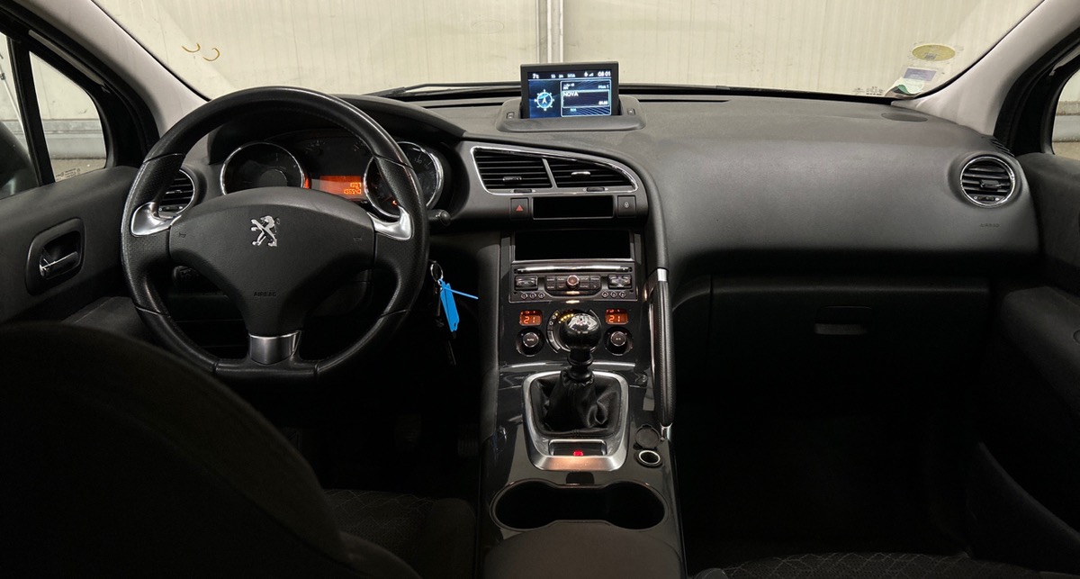 Peugeot 3008 1.6 hdi 120cv